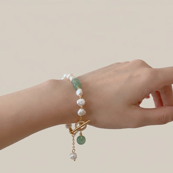 Elegant Irregular Baroque Imitation Pearl Bracelet for Women Delicate Green Beads Rhinestone   OT Buckle Bracelet Jewelry Gift
