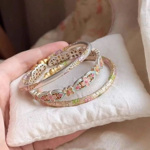 New Chinese-style Retro Colored Enamel Bracelets for Women Flower Pattern Traditional Techniques Hand-carved Luxury Jewelry Gift