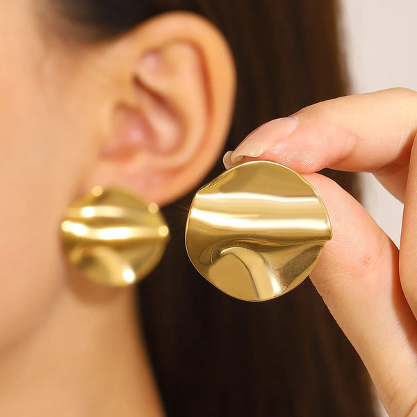 New Stainless Steel Pleated Geometric Earrings For Women Jewelry 2026 Trending Vintage Women's Smooth Gold Color Stud Earrings