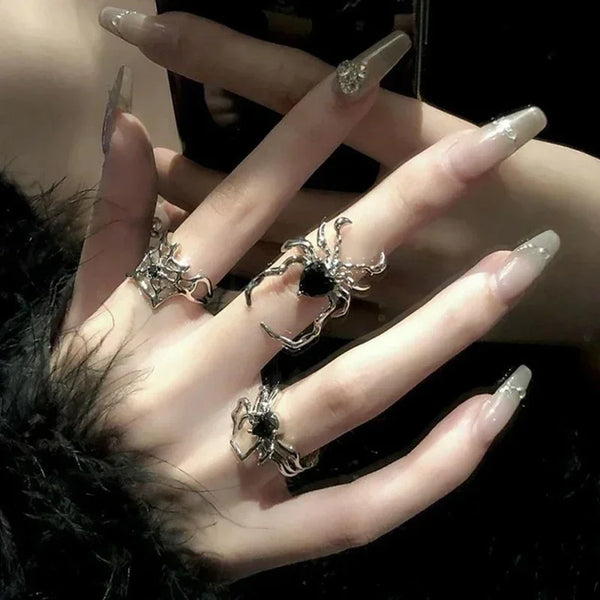 Gothic Punk Black Zircon Animal Spider Finger Rings for Women Creative Vintage Insect Rings Halloween Cool Stuff Party Jewelry